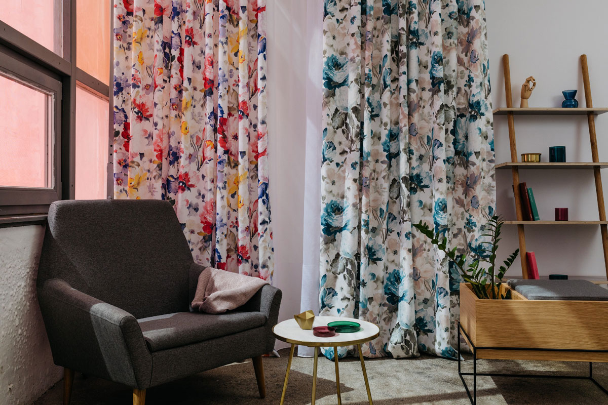 Zelda Curtain blue flower pattern