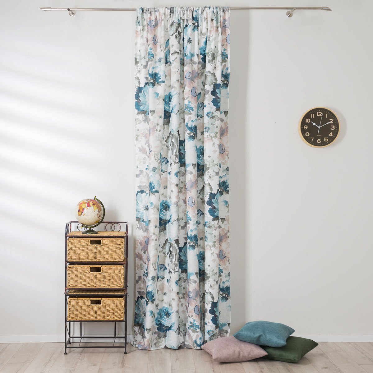 Zelda Curtain blue flower pattern