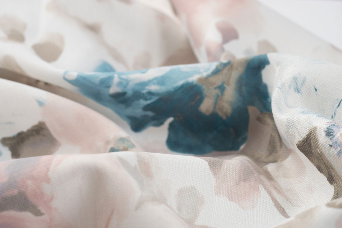 Zelda Curtain blue flower pattern