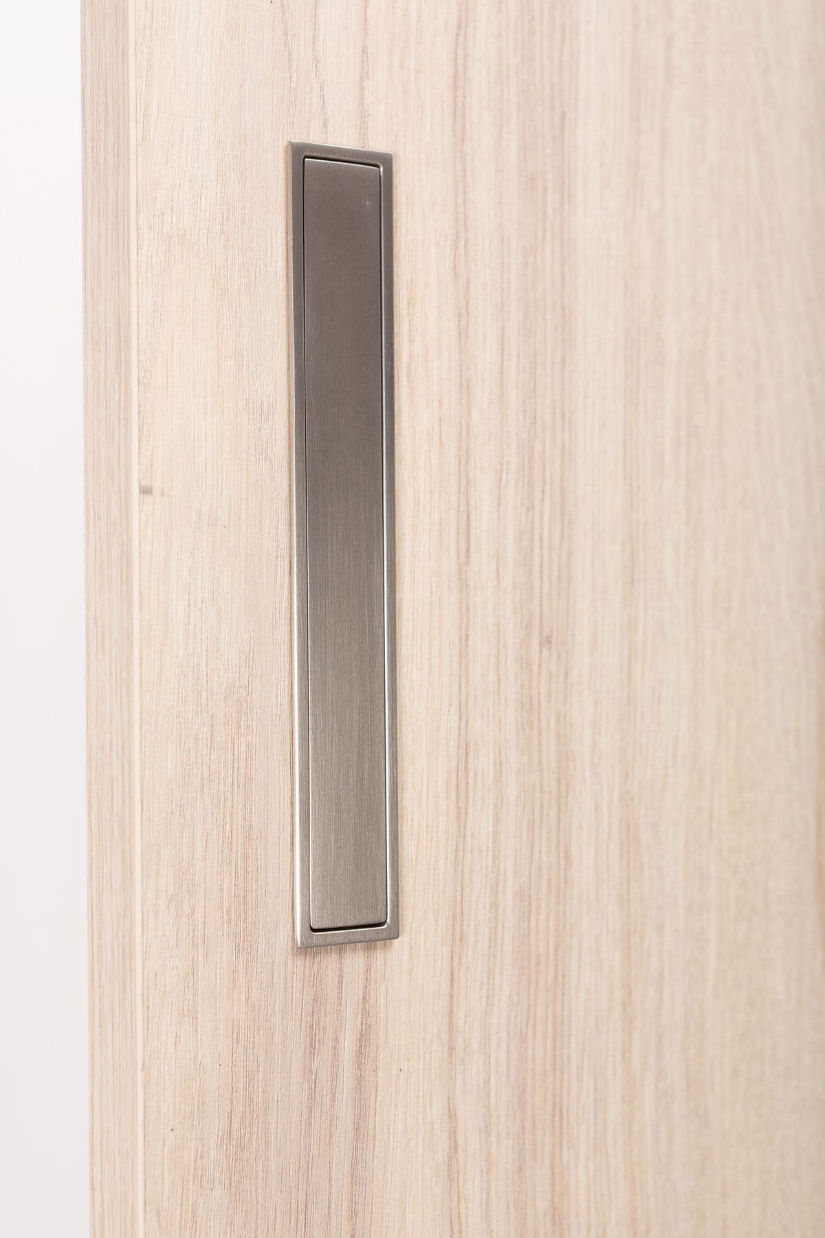 Clos chrome Handle