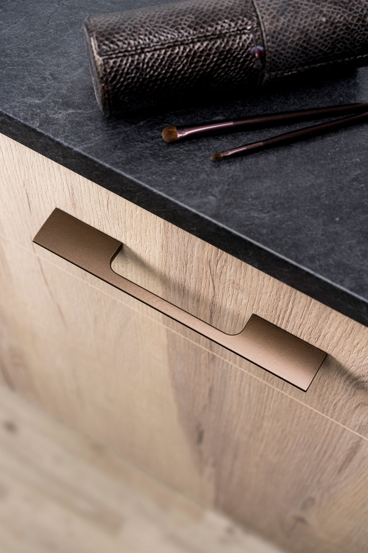 Peak Handle multicolor