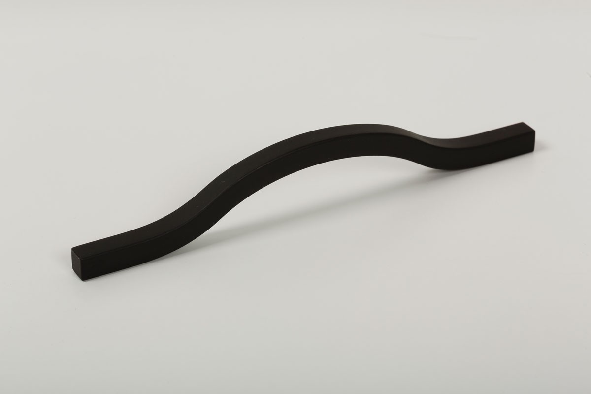 Brave Handle black