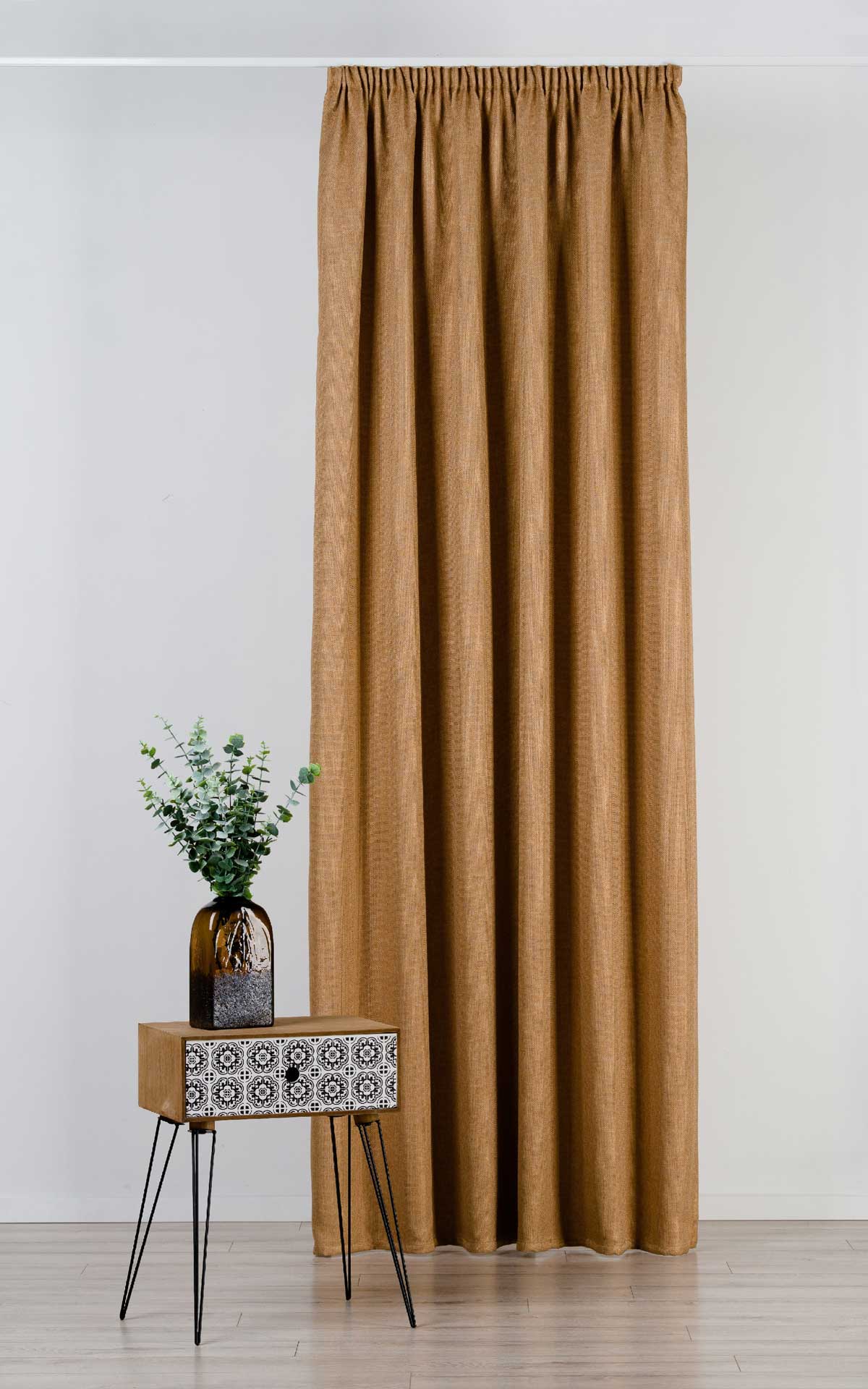 Cheer Curtain walnut fabric