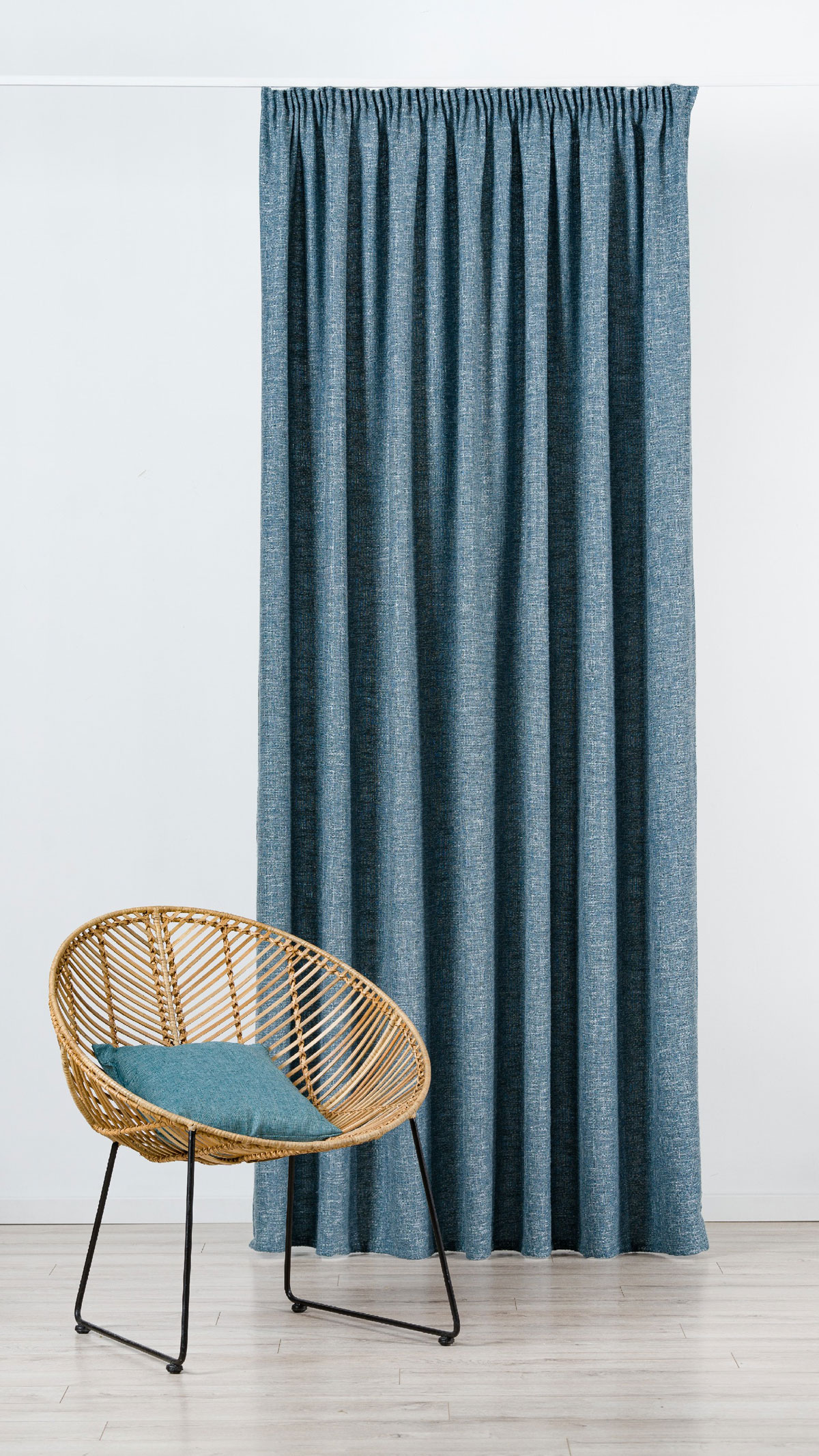 Riva Curtain blue fabric