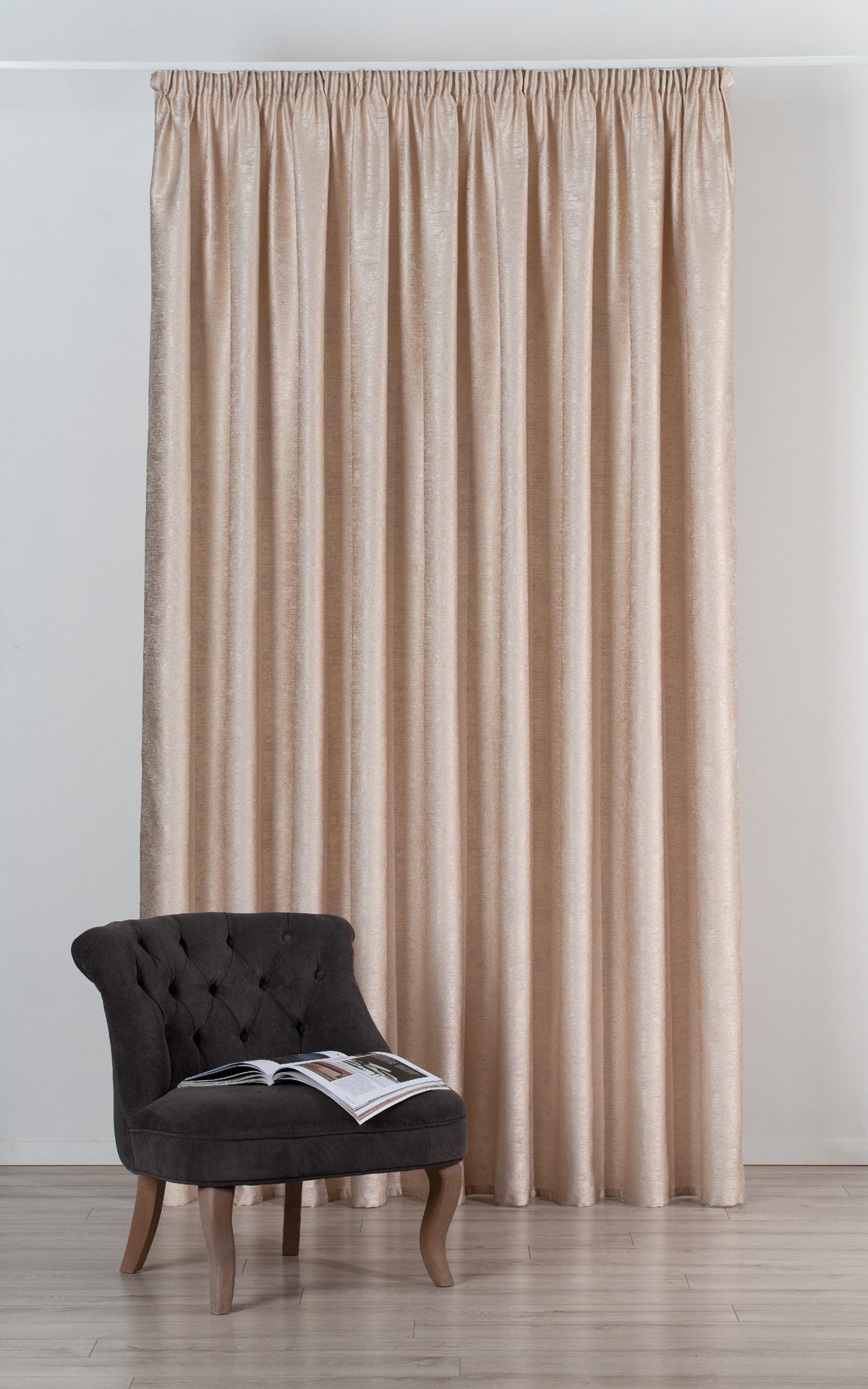 Amalfi white colored material