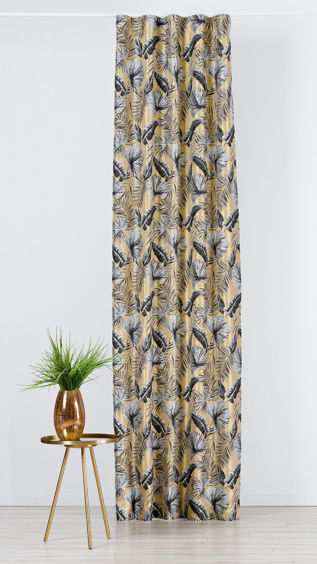 Euphoria yellow colored material