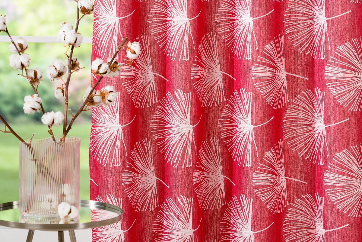 sirius red colored material