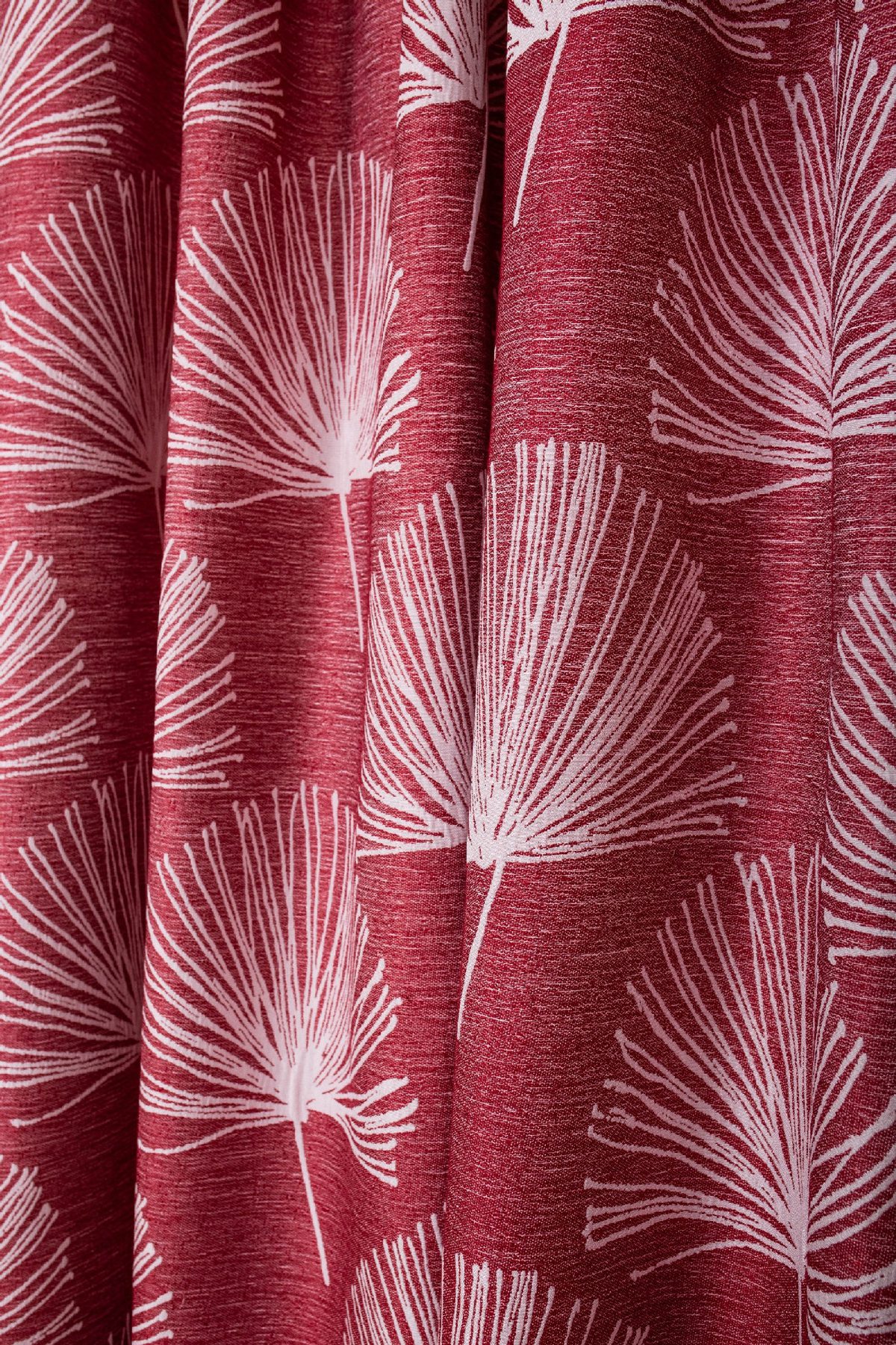 sirius red colored material