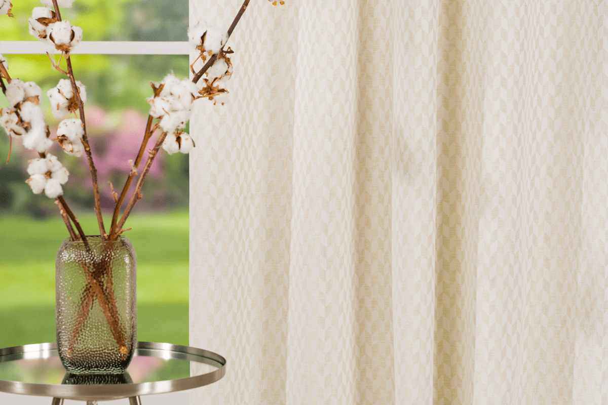 ravelo white colored material curtain