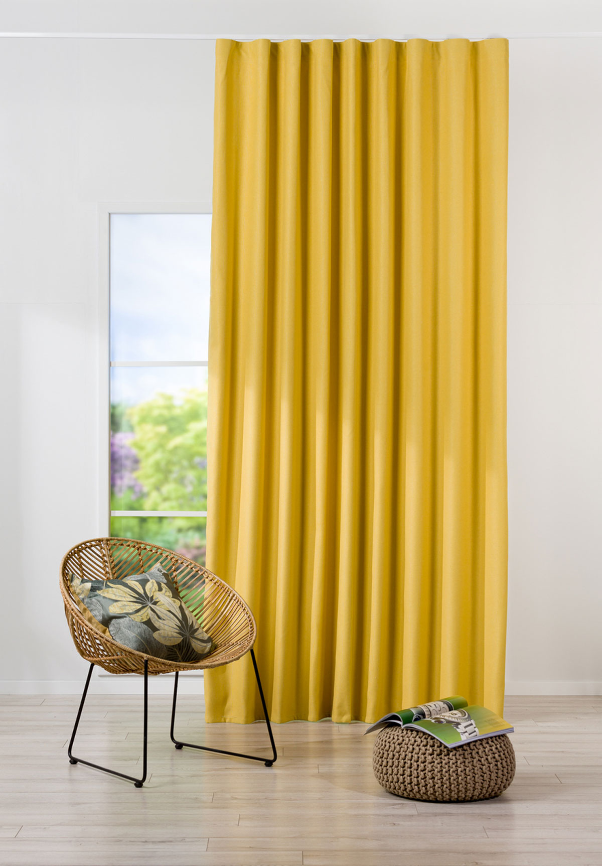 hugo yellow print curtain